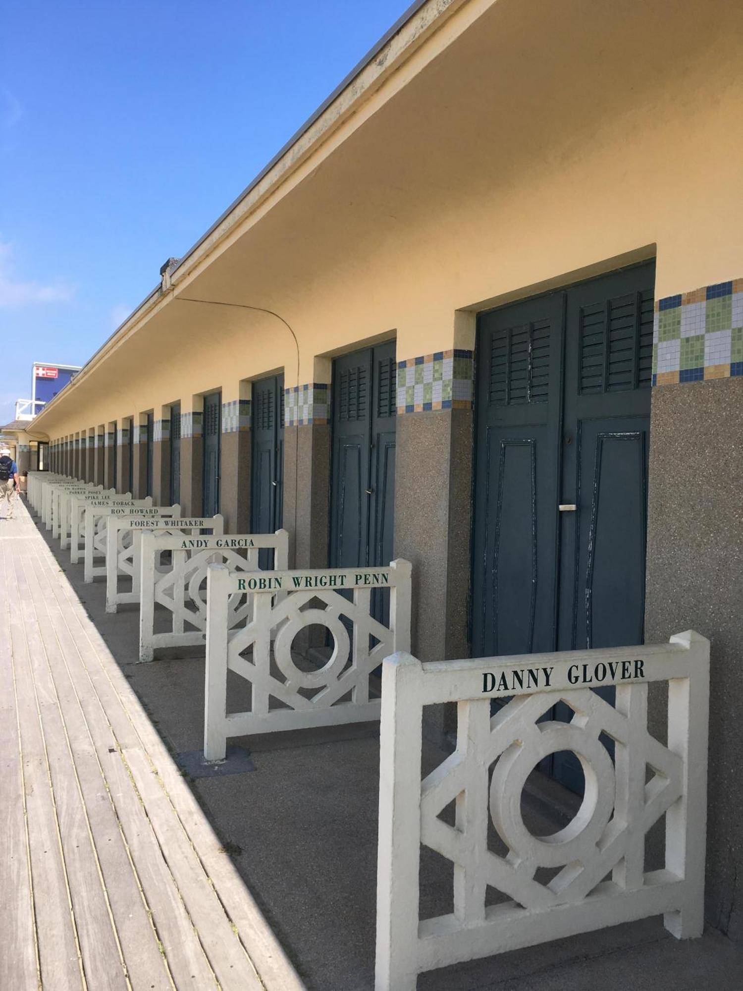 Ferienwohnung L'Atelier des Planches Deauville Exterior foto